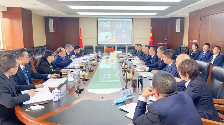 石培文董事長一行赴投資集團、開發(fā)建設(shè)公司調(diào)研指導(dǎo)工作